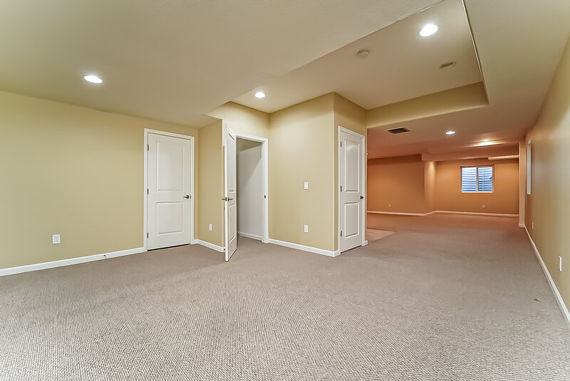 3,715/Mo, 25779 E Calhoun Pl Aurora, CO 80016 Family Room View 2