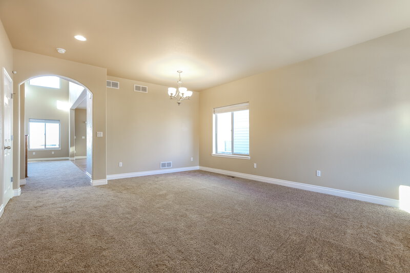4,105/Mo, 1641 E 167th Ave Thornton, CO 80602 Living Room View 2
