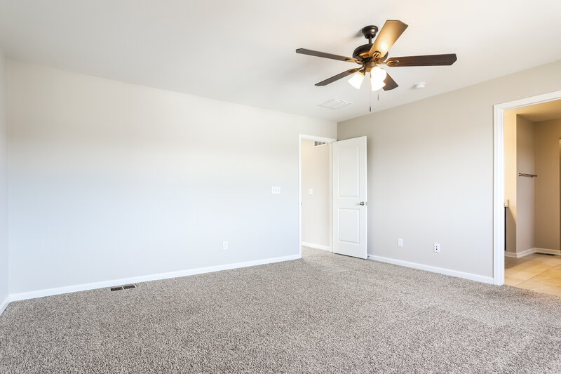 4,810/Mo, 7649 Blue Water Dr Castle Rock, CO 80108 Main Bedroom View