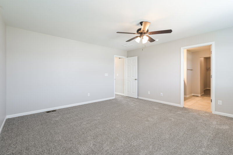 3,205/Mo, 7649 Blue Water Dr Castle Rock, CO 80108 Main Bedroom View 2