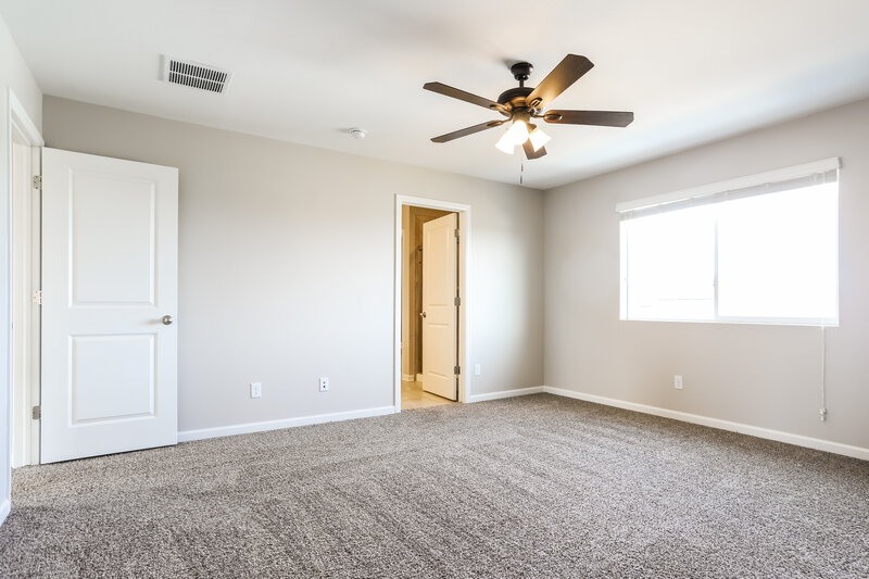 4,810/Mo, 7649 Blue Water Dr Castle Rock, CO 80108 Main Bedroom View 2