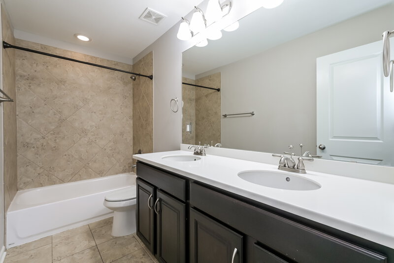 3,205/Mo, 7649 Blue Water Dr Castle Rock, CO 80108 Bathroom View