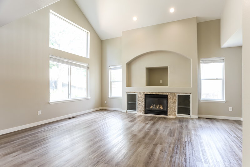 3,485/Mo, 22747 E Alamo Ln Aurora, CO 80015 Family Room View