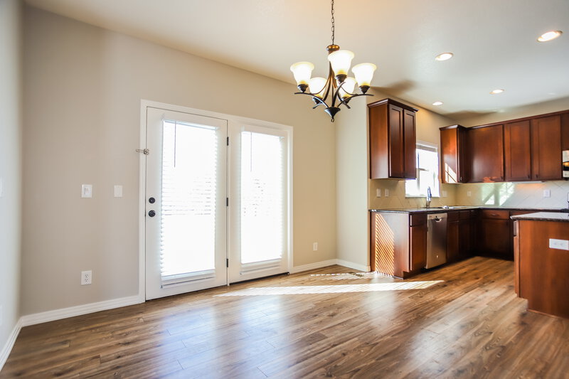 2,950/Mo, 7149 S Little River Ct Aurora, CO 80016 Dining Room View