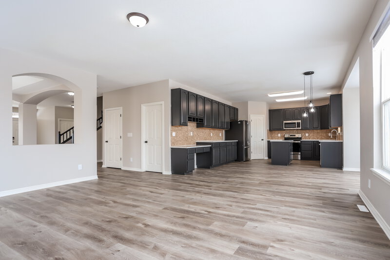 3,310/Mo, 12571 Kearney Cir Thornton, CO 80602 Living Room View 2