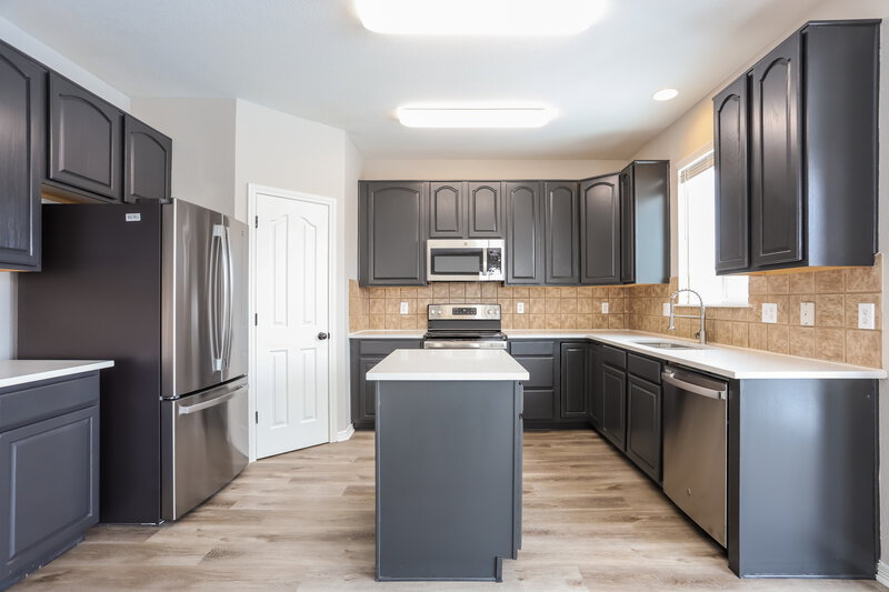 3,310/Mo, 12571 Kearney Cir Thornton, CO 80602 Kitchen View