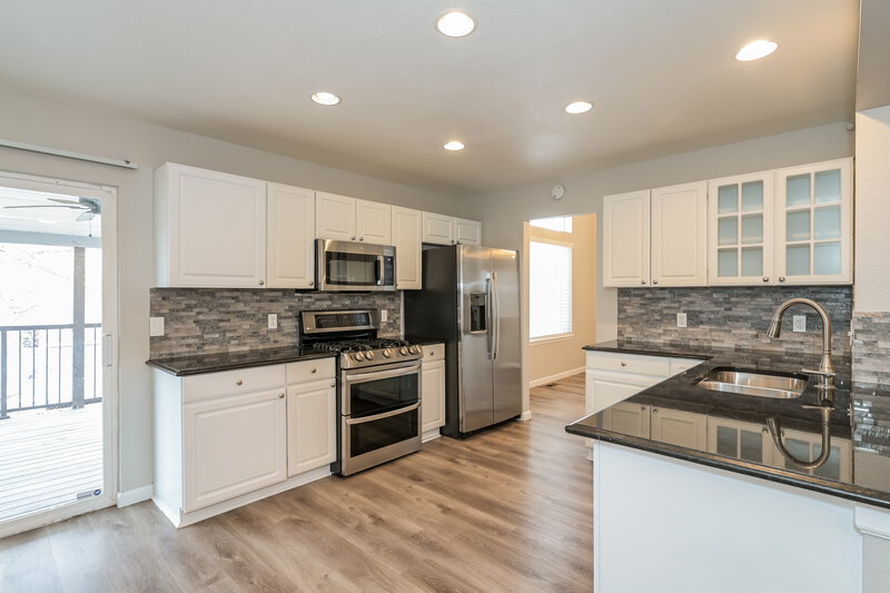 3,115/Mo, 11224 Jordan Ct Parker, CO 80134 Kitchen View