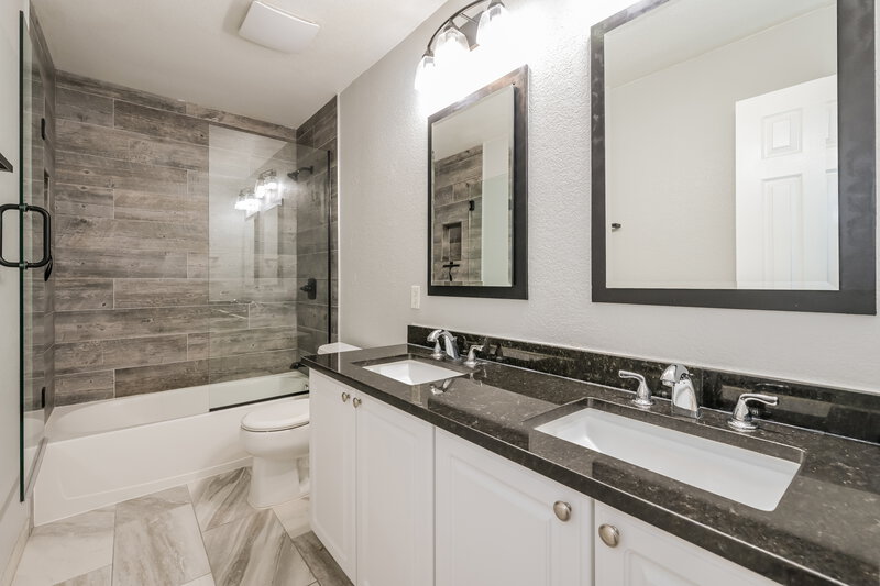 3,115/Mo, 11224 Jordan Ct Parker, CO 80134 Main Bathroom View 2