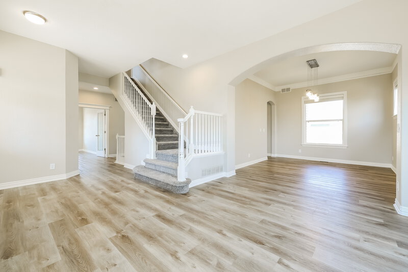 3,905/Mo, 10903 Belle Creek Blvd Commerce City, CO 80640 Living Room View