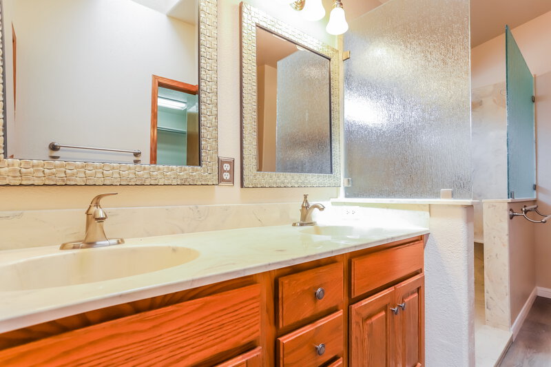 2,495/Mo, 14140 Nichlas Ct Colorado Springs, CO 80921 Main Bathroom View