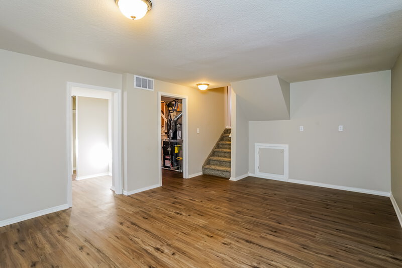 2,360/Mo, 1038 Nolte Dr W Colorado Springs, CO 80916 Family Room View 2