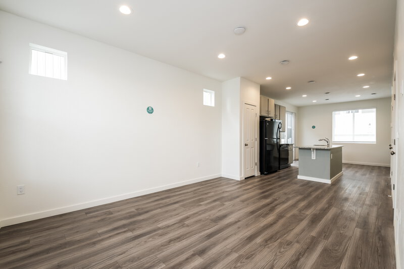 2,375/Mo, 18608 E. 47th Place Denver, CO 80249 Living Room View 4