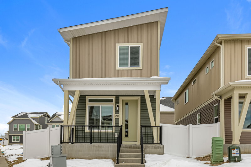 2,330/Mo, 4733 N. Tower Drive Denver, CO 80249 External View