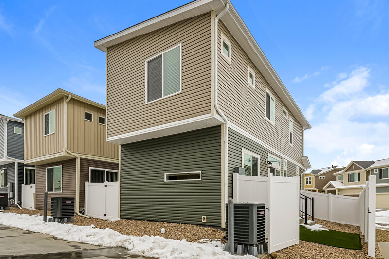 2,370/Mo, 4733 N. Tower Drive Denver, CO 80249 Rear View