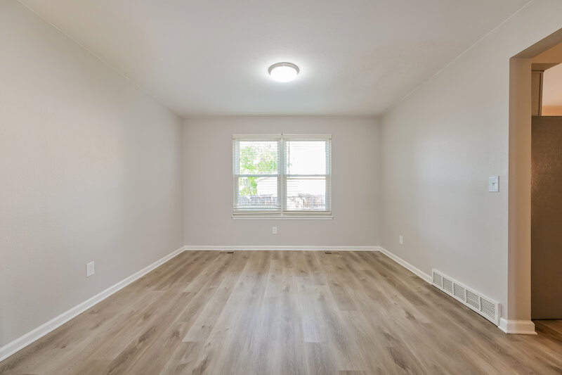 2,655/Mo, 645 S Joplin St Aurora, CO 80017 Dining Room View