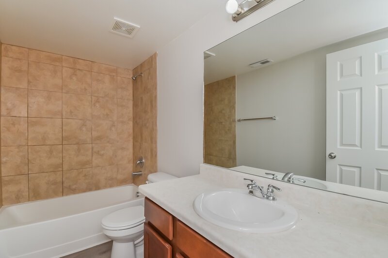 2,555/Mo, 6670 Alliance Loop Colorado Springs, CO 80925 Bathroom View