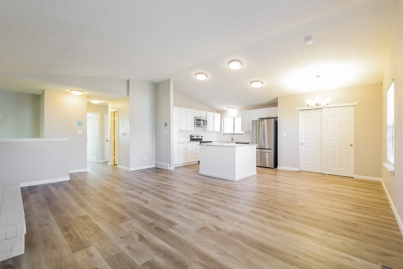 2,810/Mo, 4740 E 129th Cir Thornton, CO 80241 Living Room View 2