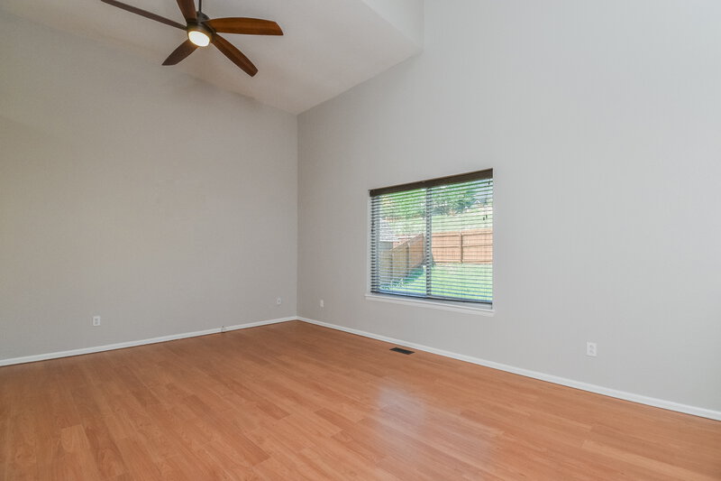 2,545/Mo, 4682 Skywriter Cir Colorado Springs, CO 80922 Living Room View