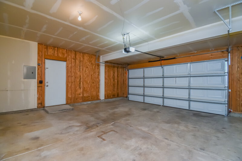 2,545/Mo, 4682 Skywriter Cir Colorado Springs, CO 80922 Garage View
