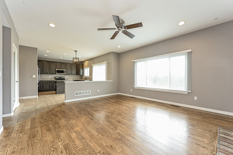 3,700/Mo, 858 Sundown Dr Castle Rock, CO 80104 Living Room View 3