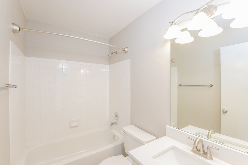 3,330/Mo, 5395 S Jebel Way Centennial, CO 80015 Bathroom View