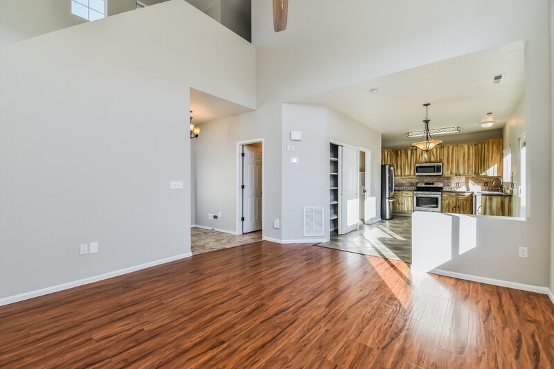 2,210/Mo, 5292 Mountain Air Cir Colorado Springs, CO 80916 Living Room View 2