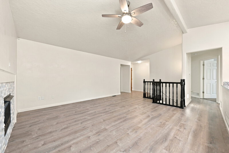 3,090/Mo, 8480 S Upham Way Littleton, CO 80128 Living Room View 2