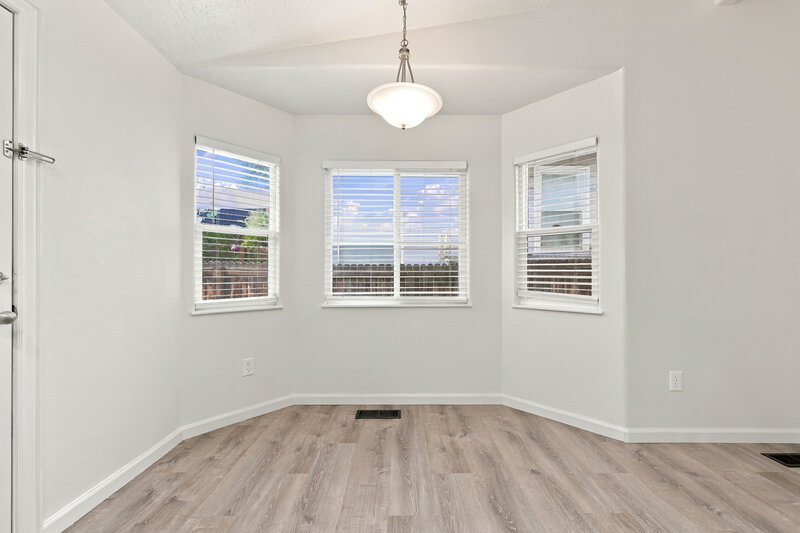 3,090/Mo, 8480 S Upham Way Littleton, CO 80128 Dining Room View