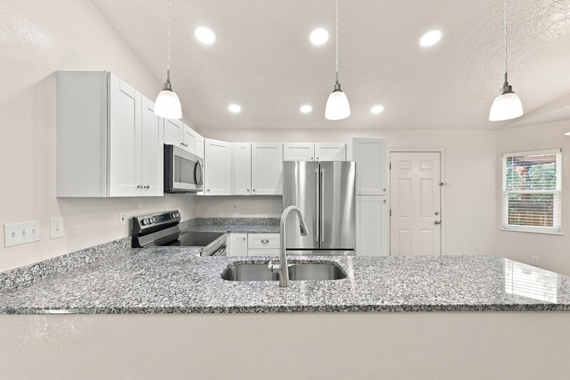 3,090/Mo, 8480 S Upham Way Littleton, CO 80128 Kitchen View