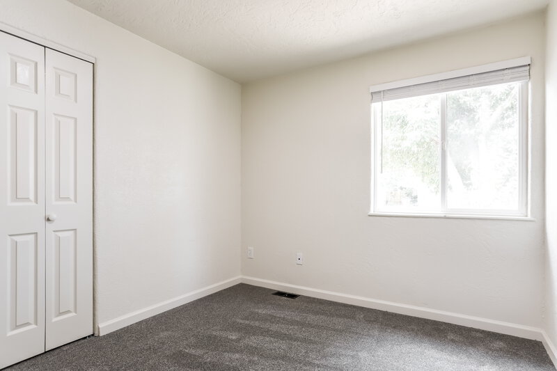 2,825/Mo, 8480 S Upham Way Littleton, CO 80128 Bedroom View