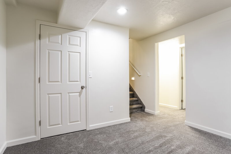 2,825/Mo, 8480 S Upham Way Littleton, CO 80128 Basement View