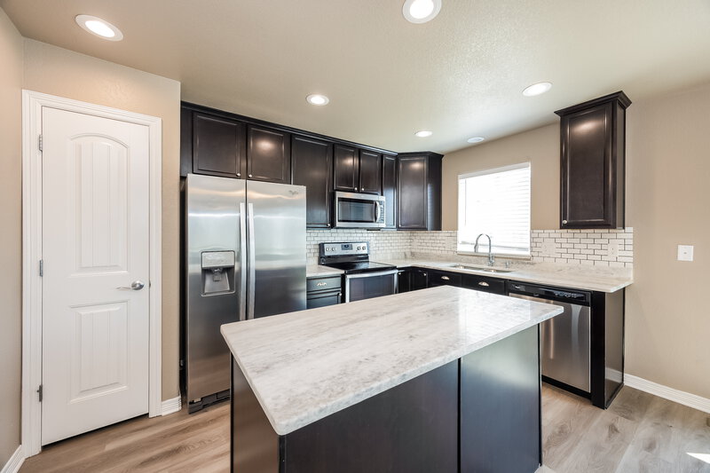 2,945/Mo, 6165 Fiddle Way Colorado Springs, CO 80925 Kitchen View