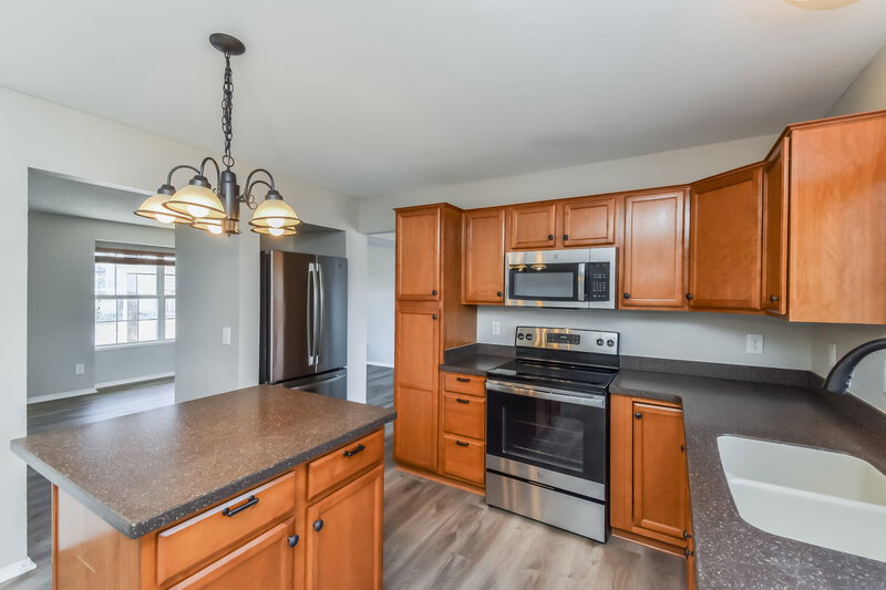2,530/Mo, 933 Daffodil St Fountain, CO 80817 Kitchen View