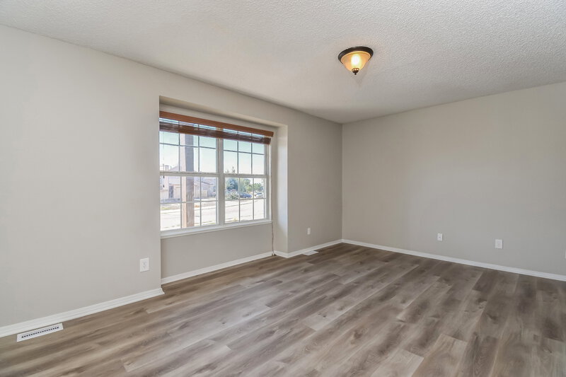 2,530/Mo, 933 Daffodil St Fountain, CO 80817 Family Room View 2