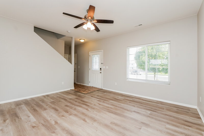 2,345/Mo, 9735 Desert Lily Cir Colorado Springs, CO 80925 Living Room View
