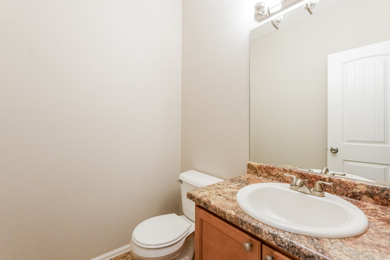 2,345/Mo, 9735 Desert Lily Cir Colorado Springs, CO 80925 Bathroom View 2