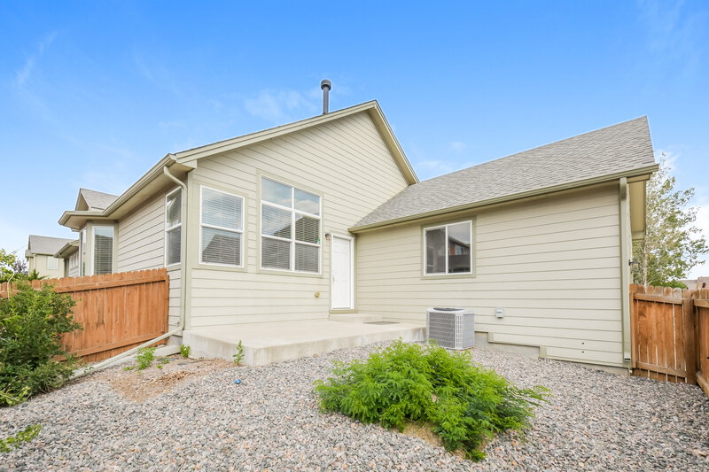 2,485/Mo, 11073 Nome St Commerce City, CO 80640 Rear View