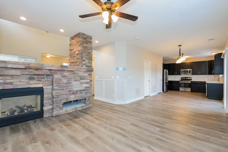 3,175/Mo, 12492 S Bellisario Creek Ct Parker, CO 80134 Living Room View 3