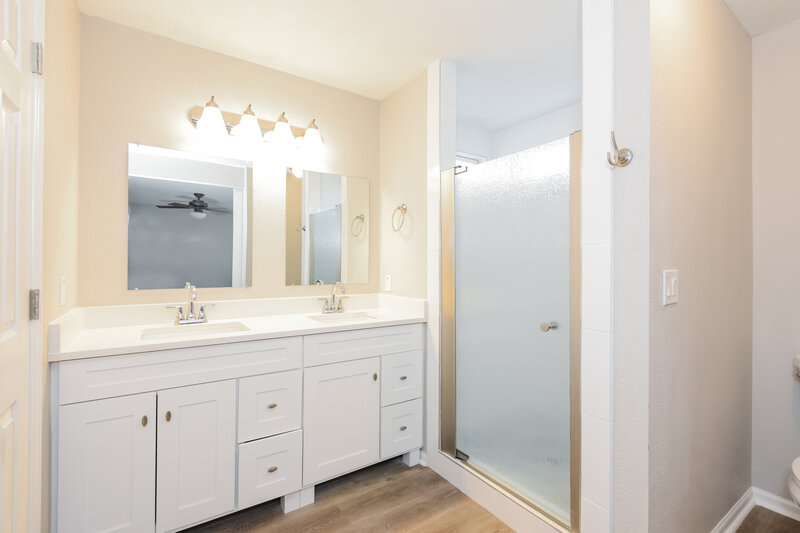 3,175/Mo, 12492 S Bellisario Creek Ct Parker, CO 80134 Main Bathroom View