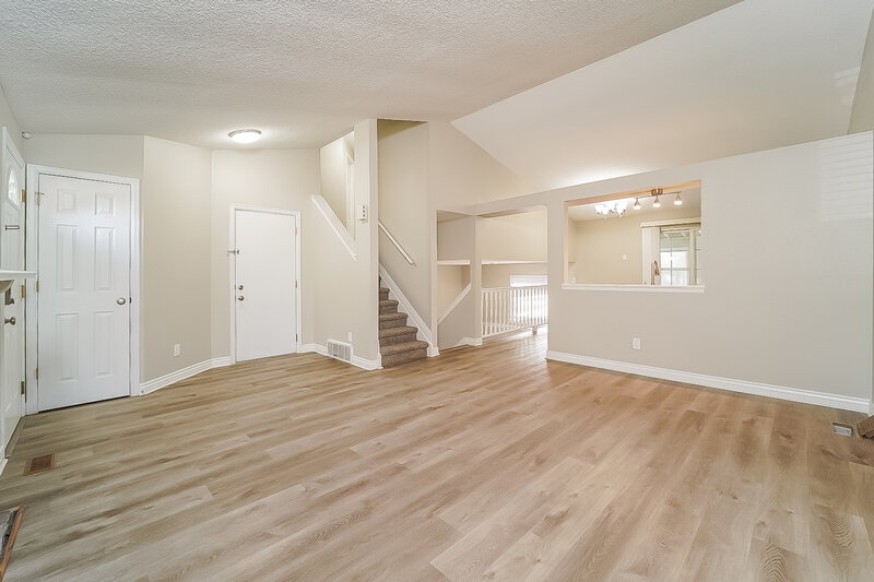 2,935/Mo, 19743 E Wagontrail Dr Centennial, CO 80015 Living Room View 2
