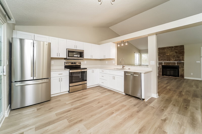 2,935/Mo, 19743 E Wagontrail Dr Centennial, CO 80015 Kitchen View