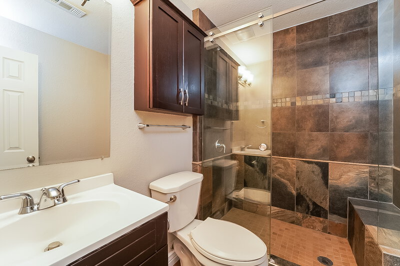 2,935/Mo, 19743 E Wagontrail Dr Centennial, CO 80015 Bathroom View