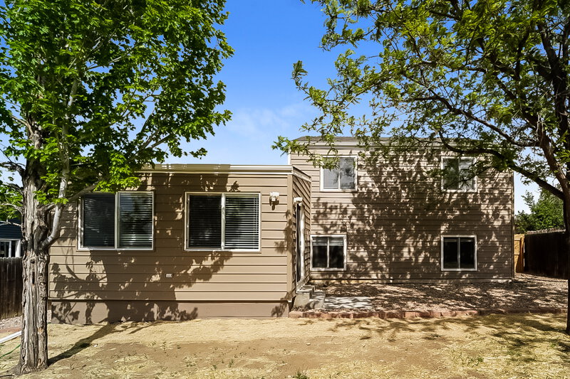 2,935/Mo, 19743 E Wagontrail Dr Centennial, CO 80015 Rear View