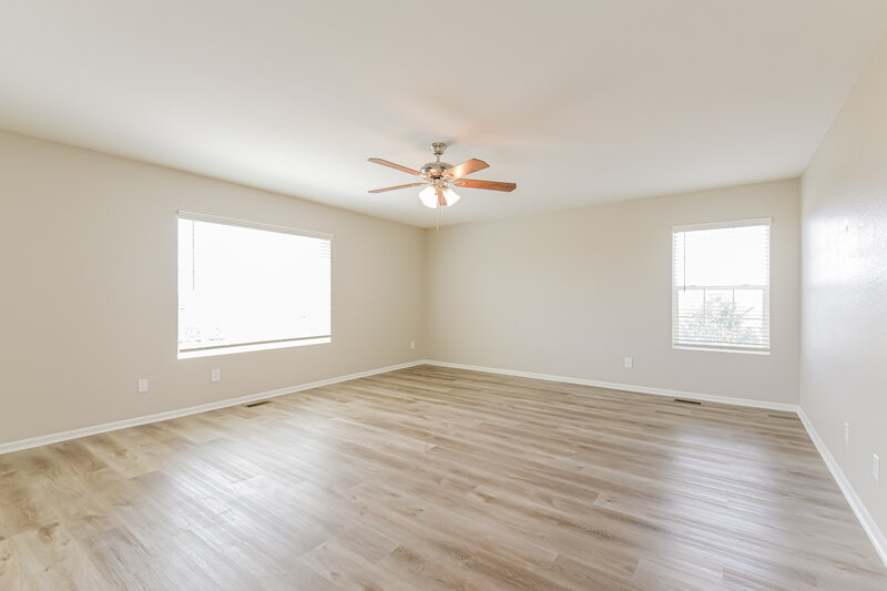 2,895/Mo, 5538 Iran St Denver, CO 80249 Main Bedroom View