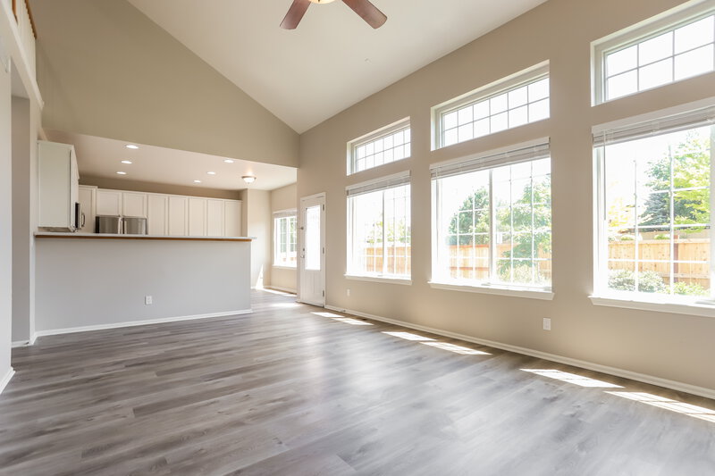 3,175/Mo, 5587 S Sicily Way Aurora, CO 80015 Living Room View 2