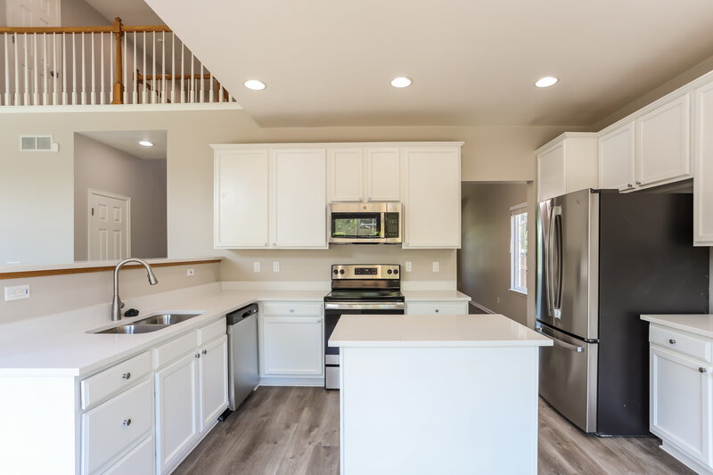 3,175/Mo, 5587 S Sicily Way Aurora, CO 80015 Kitchen View