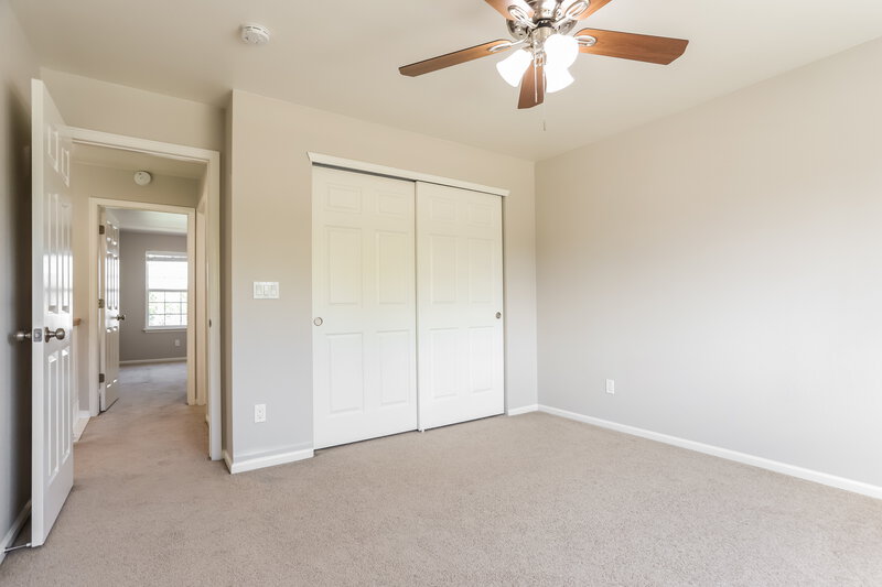 3,175/Mo, 5587 S Sicily Way Aurora, CO 80015 Bedroom View