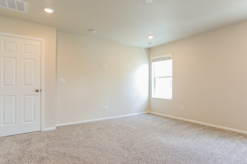 2,685/Mo, 5134 Bittercress Rd Brighton, CO 80640 Main Bedroom View 2