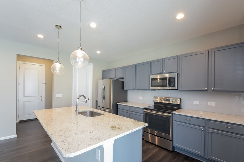 3,015/Mo, 3565 Makley Cir Castle Rock, CO 80104 Kitchen View 3