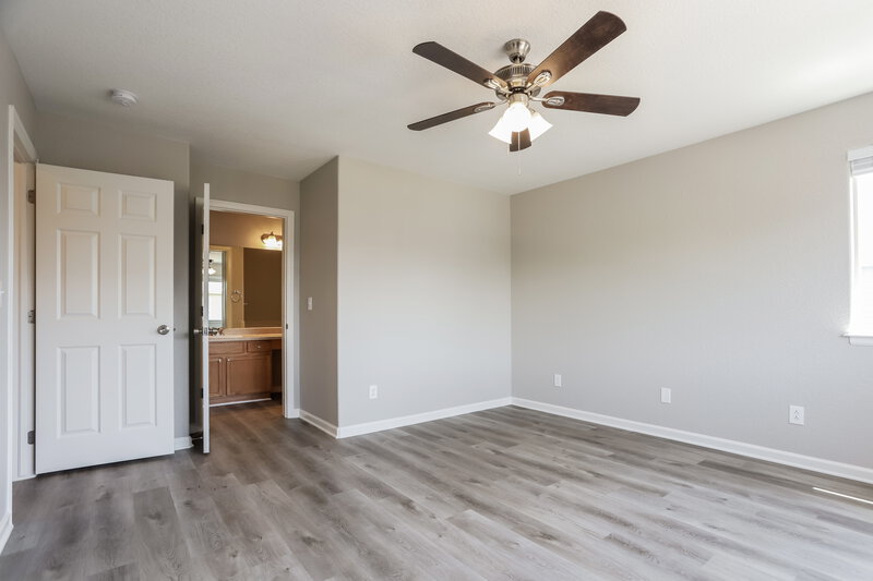 2,875/Mo, 10031 Wyandott Cir S Thornton, CO 80260 Main Bedroom View 2